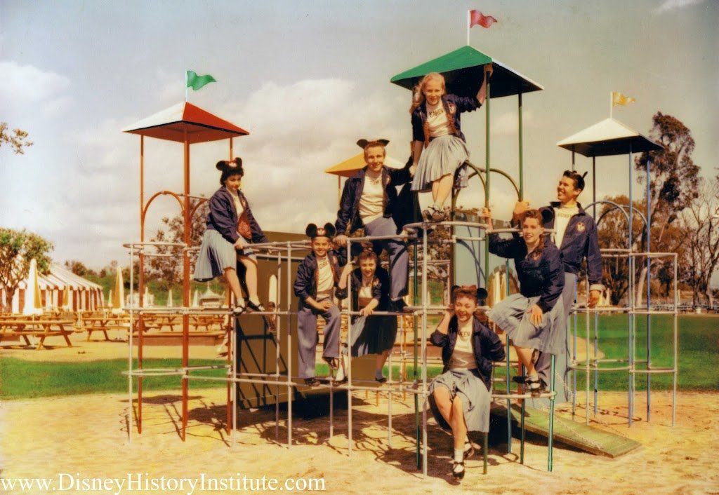 Descubre »Holidayland», la zona desconocida de Disneyland