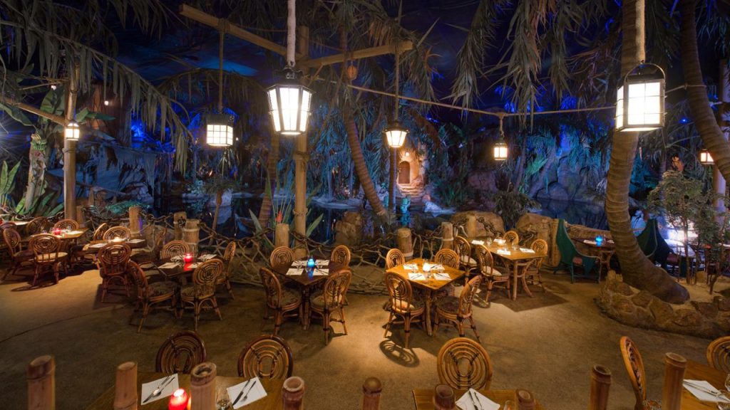 Captain Jack’s - Restaurant des Pirates en Adventureland. 