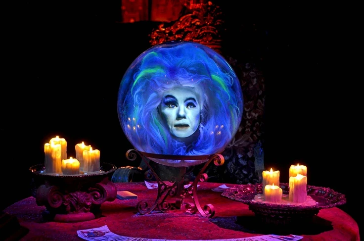 ¿Quién es Madame Leota? Conoce a esta misteriosa mujer